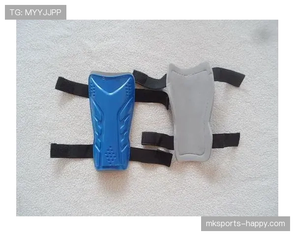 护腿板规则：裁判认定的关键条件是覆盖胫骨且无危险突出物